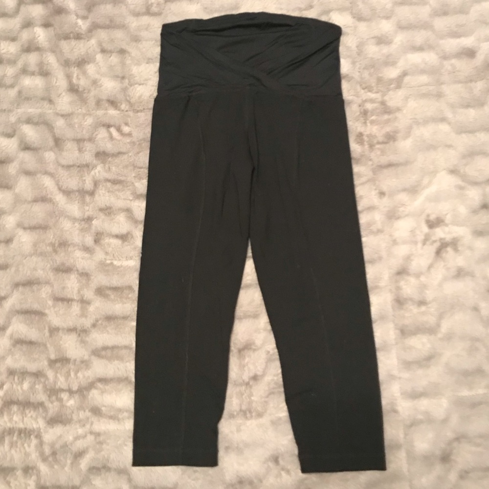 Be Maternity “over the bump” capris S - Picture 5 of 5